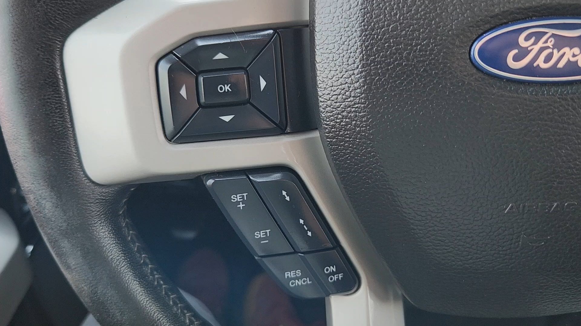 Certified 2019 Ford F450 Lariat w/ Lariat Ultimate Package AWD/4WD image 13