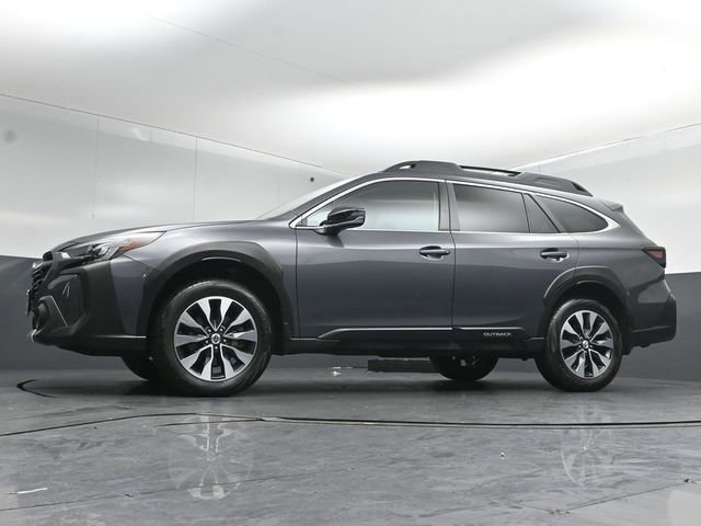 Used 2023 Subaru Outback Limited image 5