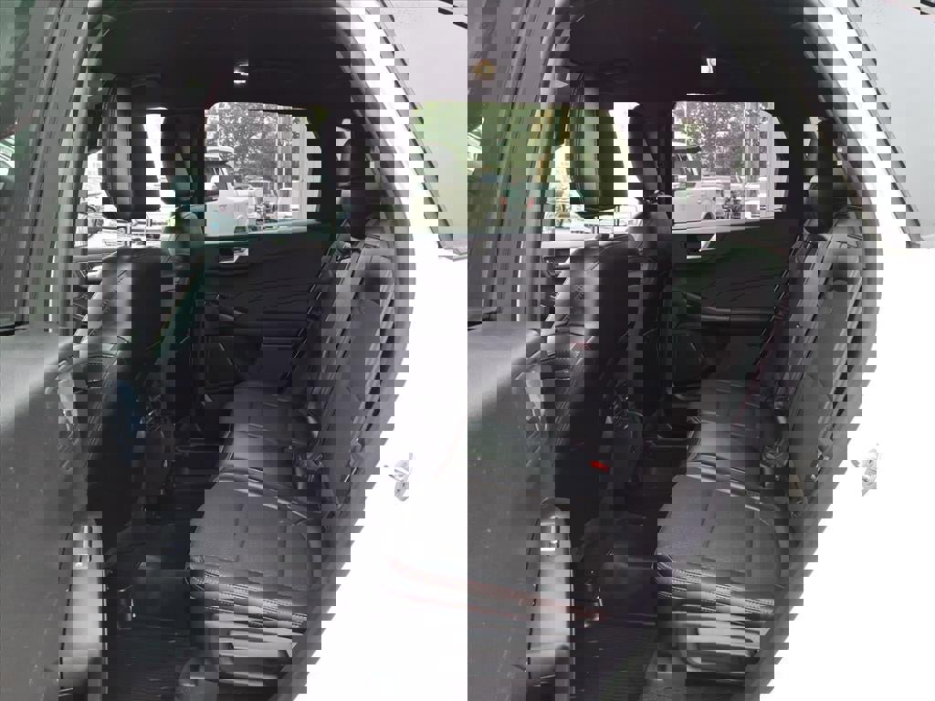 Certified 2024 Ford Escape ST-Line w/ Tech Pack #1 image 10