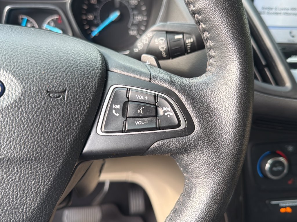 Certified 2017 Ford Escape Titanium FWD image 20