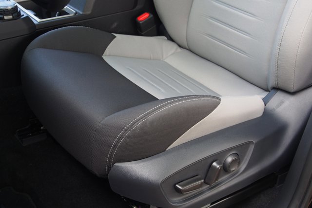 Used 2025 Toyota Tacoma TRD Sport image 17