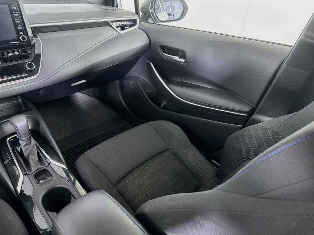 Used 2022 Toyota Corolla SE w/ SE Premium Package FWD image 23
