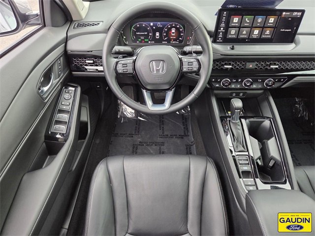 Used 2024 Honda Accord Touring image 13