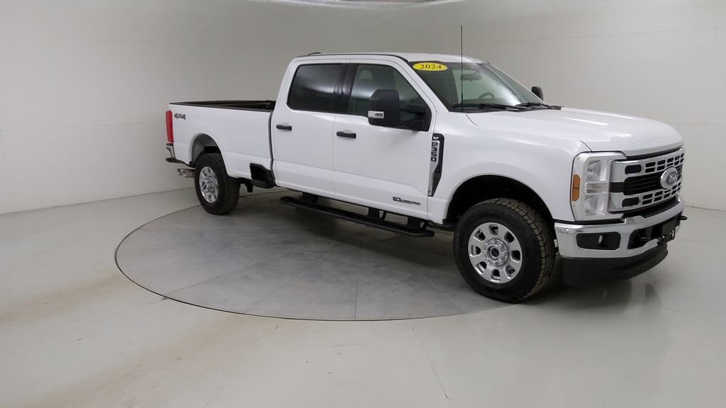 Certified 2024 Ford F350 XLT AWD/4WD image 10