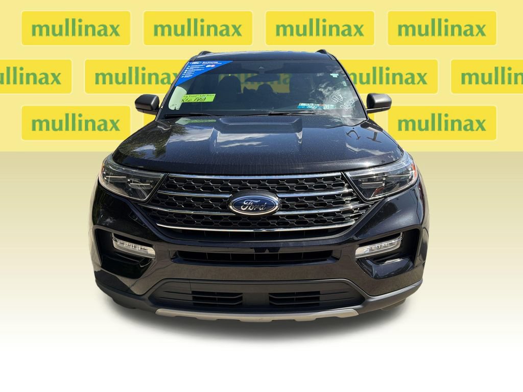 Certified 2024 Ford Explorer XLT w/ Equipment Group 202A RWD image 14