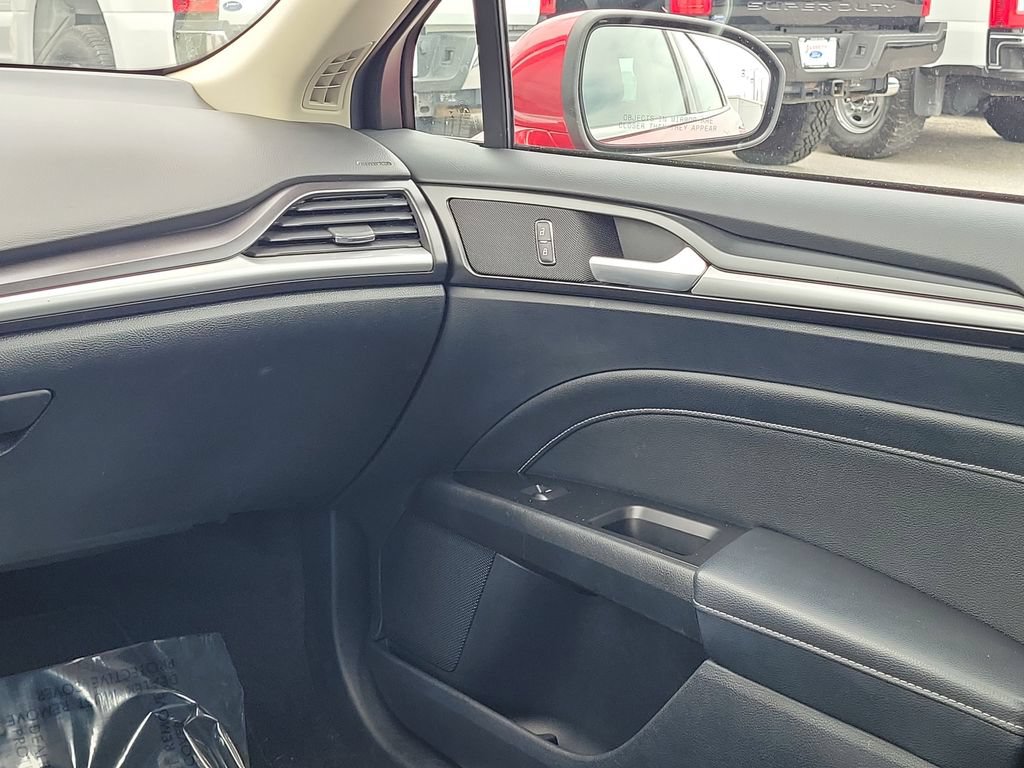 Certified 2020 Ford Fusion Titanium FWD image 15