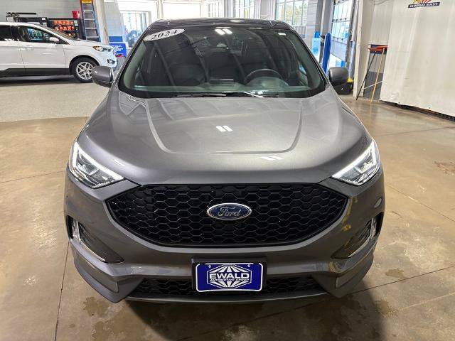 Certified 2024 Ford Edge ST-Line w/ Class II Trailer Tow Package AWD/4WD image 3