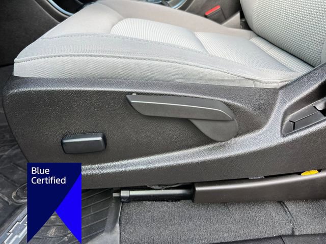 Used 2022 Chevrolet Colorado W/T w/ Custom Special Edition image 15