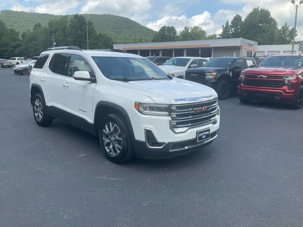 Used 2023 GMC Acadia SLT AWD/4WD image 3