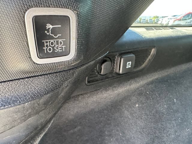 Used 2022 Jeep Grand Cherokee Summit AWD/4WD image 12