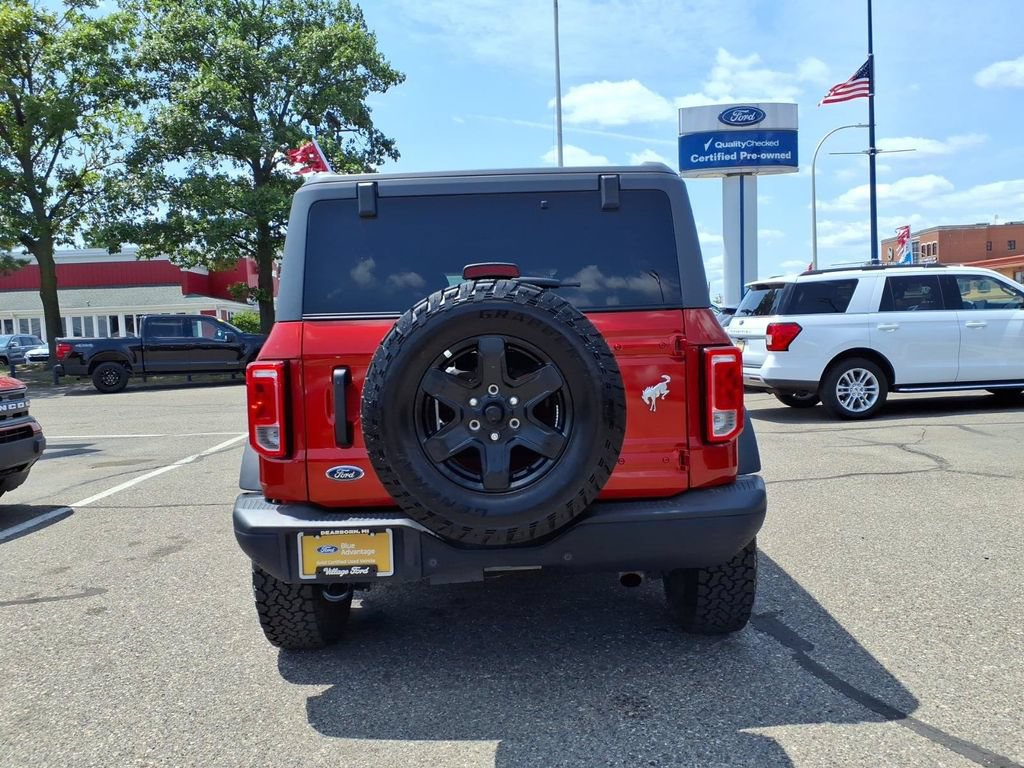 Certified 2024 Ford Bronco Black Diamond AWD/4WD image 8