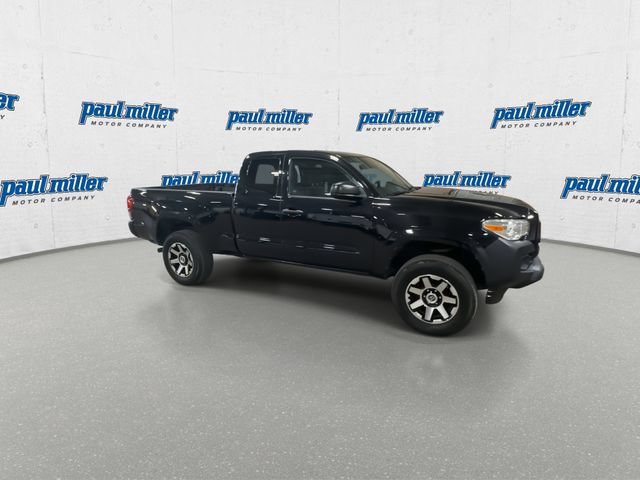 Used 2021 Toyota Tacoma SR AWD/4WD image 13