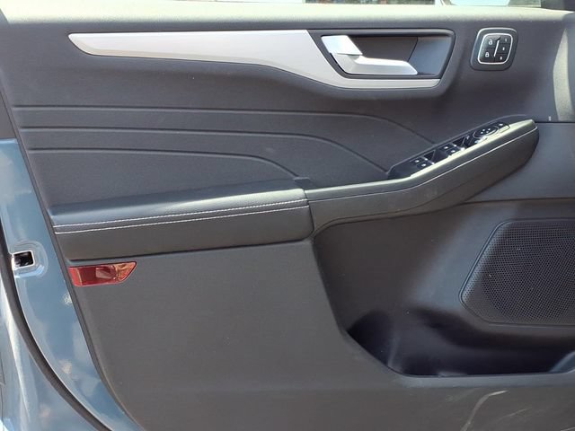Certified 2023 Ford Escape Platinum AWD/4WD image 14