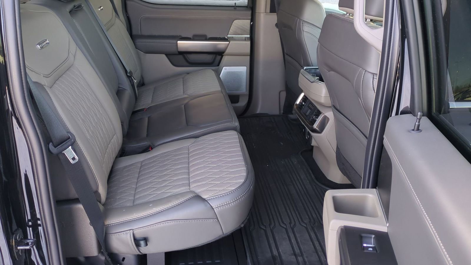 Certified 2024 Ford F150 Platinum w/ Equipment Group 703A Plus image 23