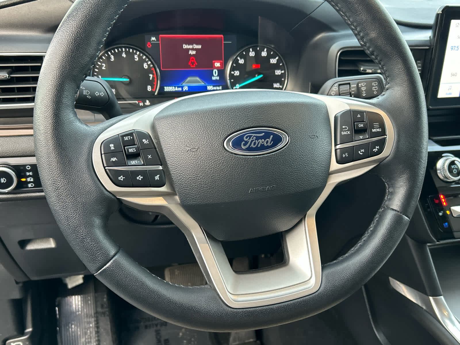 Certified 2024 Ford Explorer Limited image 35