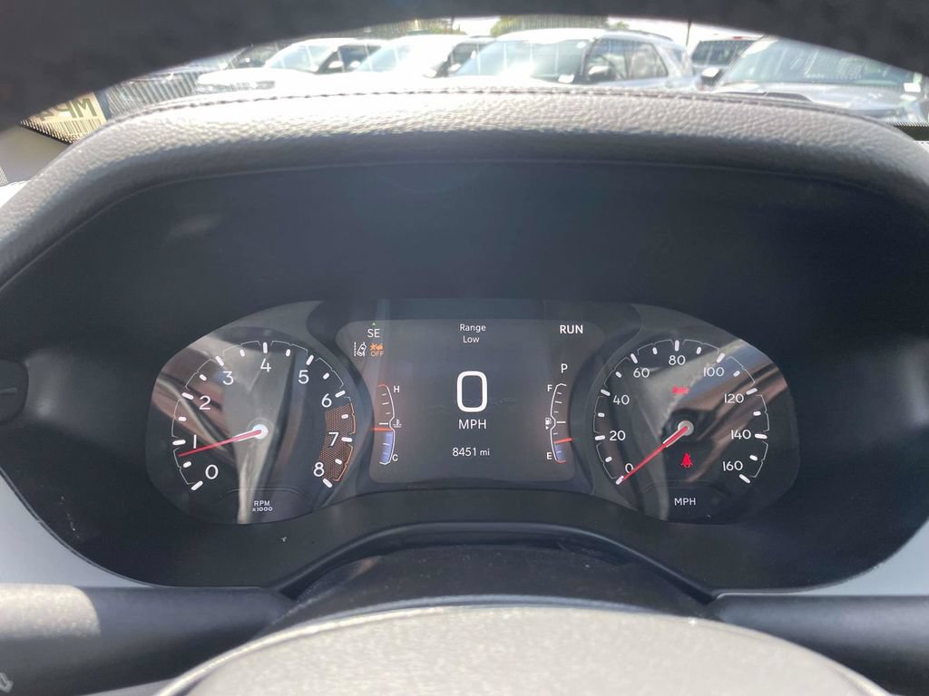 Used 2026 Jeep Compass Limited AWD/4WD image 30
