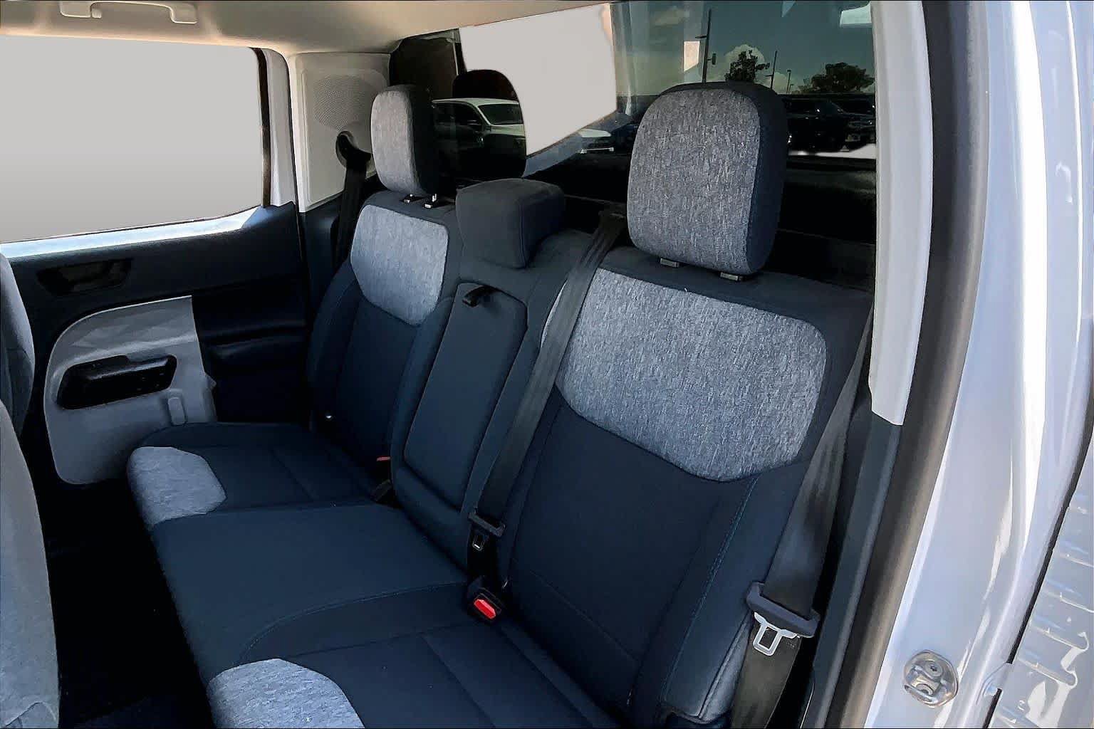 Certified 2025 Ford Maverick XLT w/ XLT Luxury Package FWD image 19