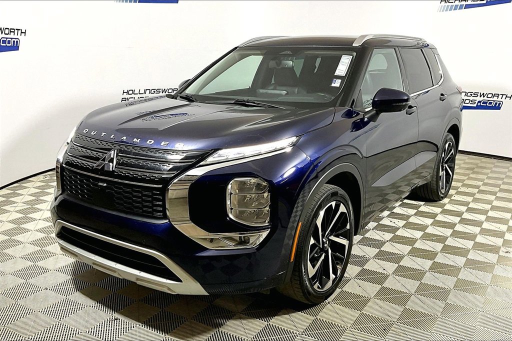Used 2022 Mitsubishi Outlander SEL image 1