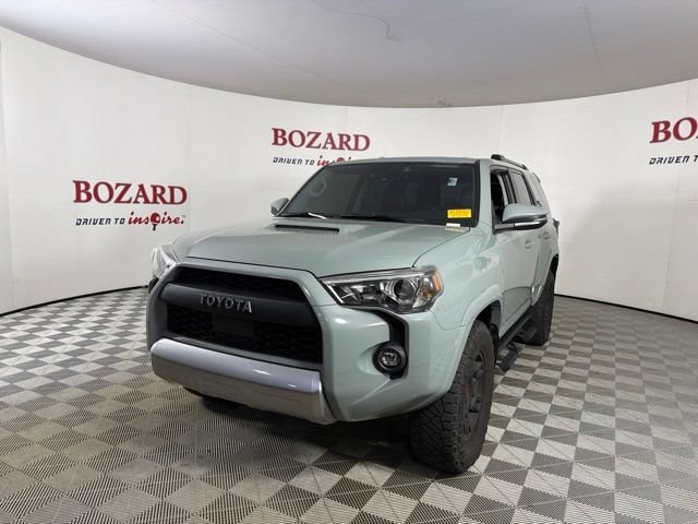 Used 2023 Toyota 4Runner TRD Off-Road Premium w/ Moonroof Package AWD/4WD image 4