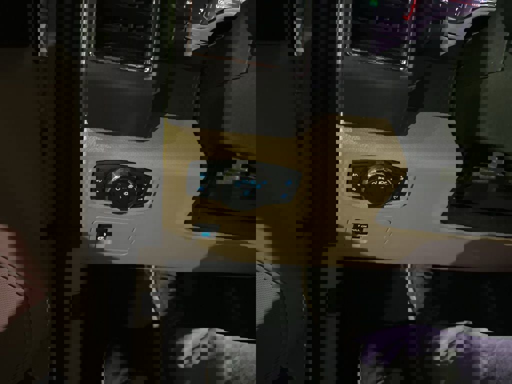 Certified 2020 Ford F150 XLT w/ Trailer Tow Package image 11