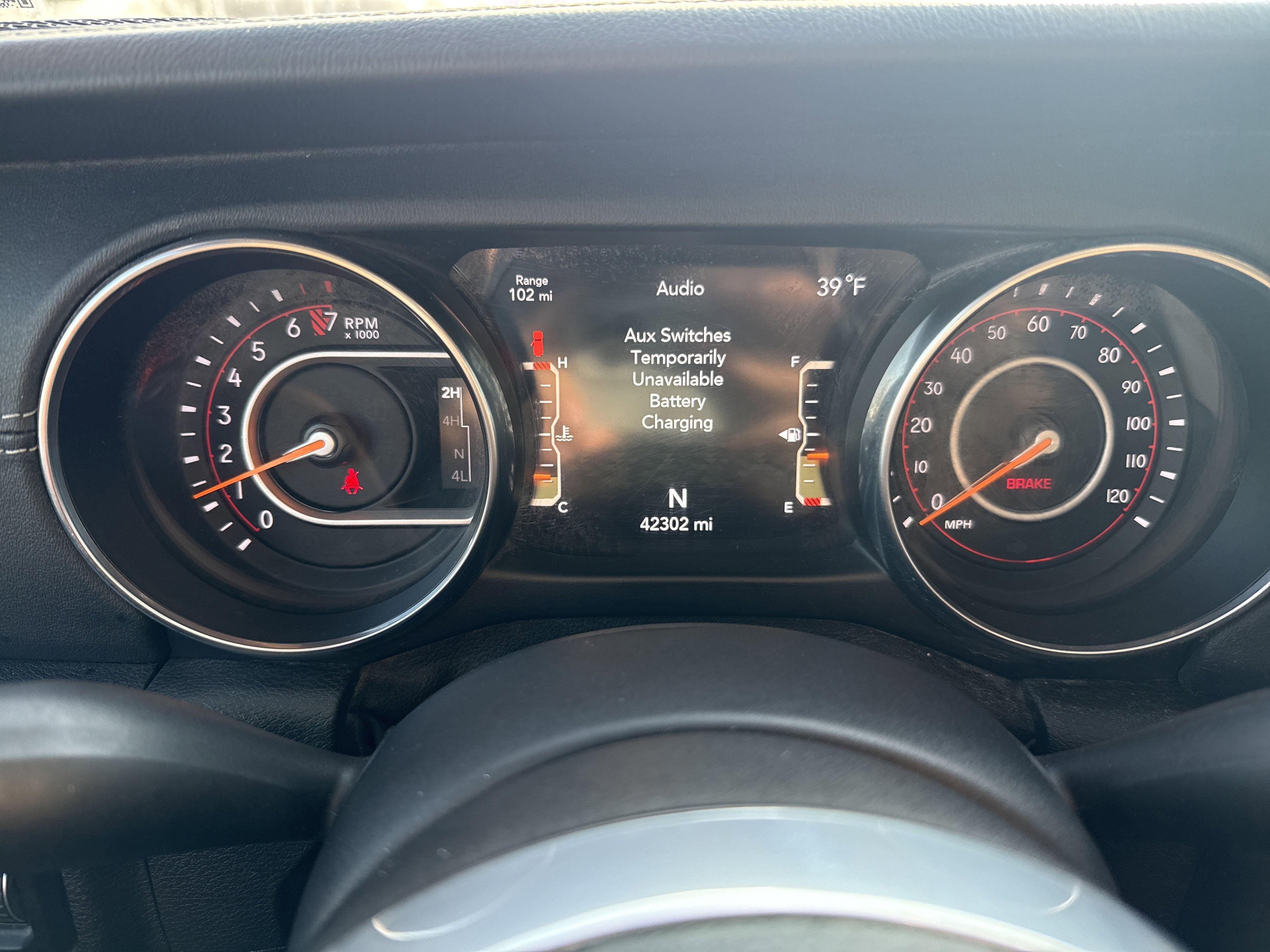 Used 2019 Jeep Wrangler Unlimited Sahara w/ Uconnect 4C Nav & Sound Group image 19