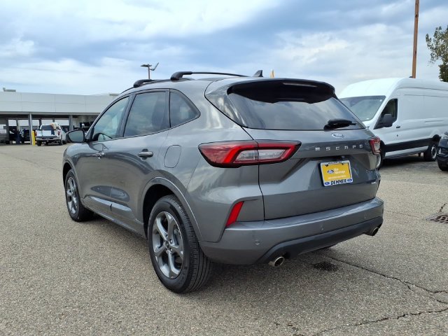 Certified 2024 Ford Escape ST-Line w/ Tech Pack #1 AWD/4WD image 5