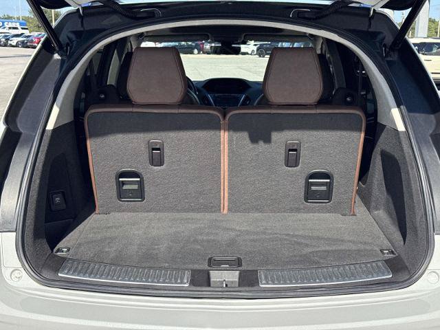 Used 2020 Acura MDX w/ Advance Package AWD/4WD image 13
