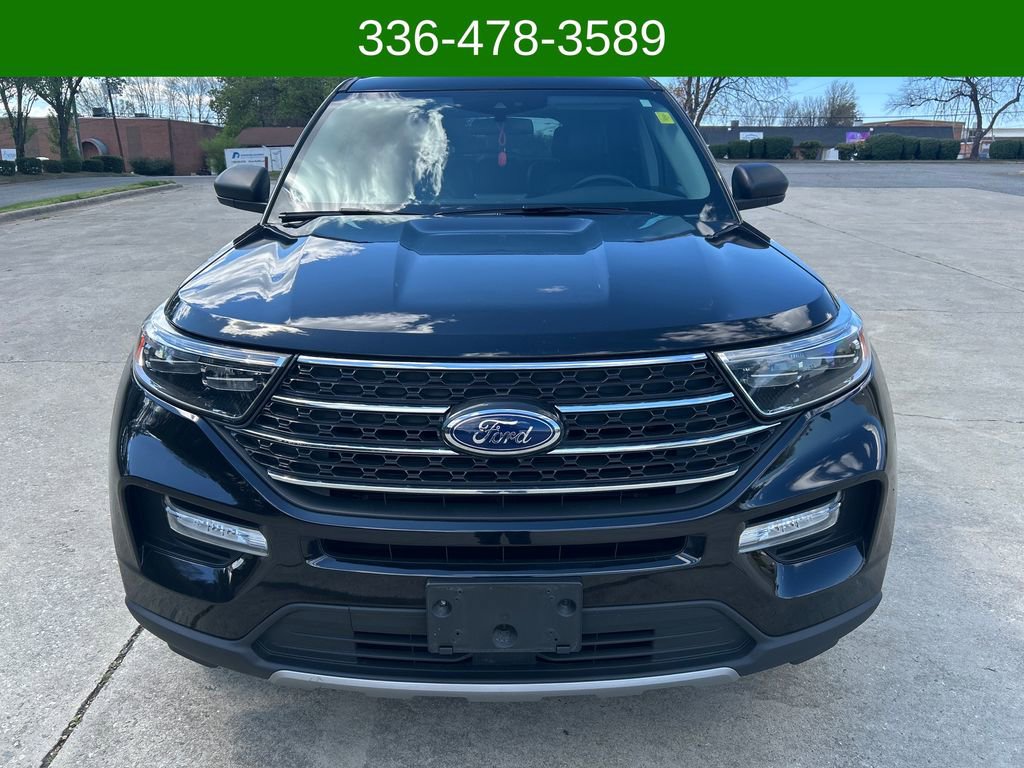 Certified 2022 Ford Explorer XLT w/ Equipment Group 202A image 8