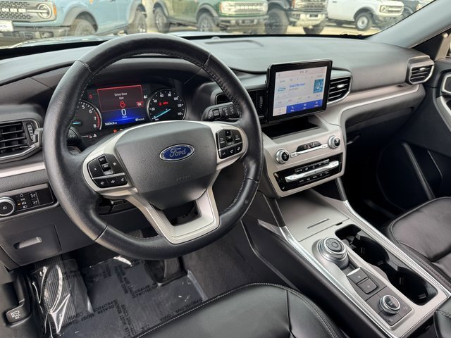Certified 2023 Ford Explorer XLT w/ Equipment Group 202A image 10