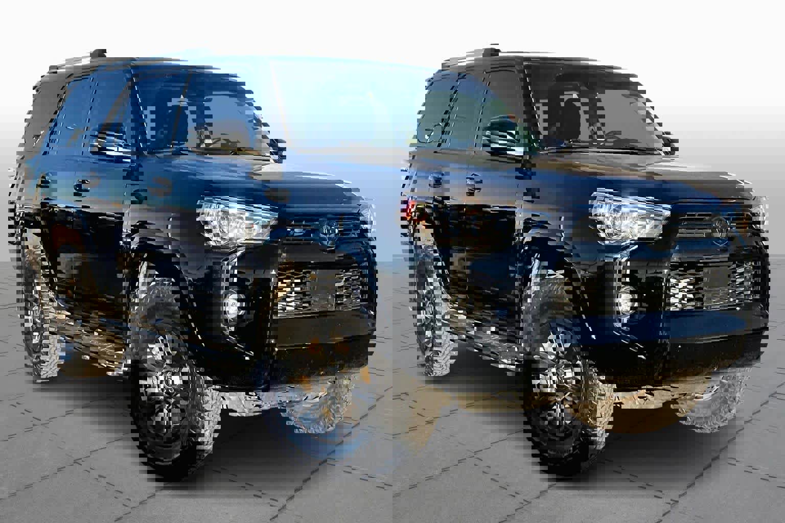 Used 2022 Toyota 4Runner SR5 Premium w/ Moonroof Package image 5