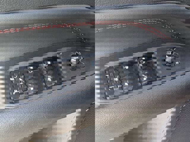 Used 2023 Jeep Compass Trailhawk image 12