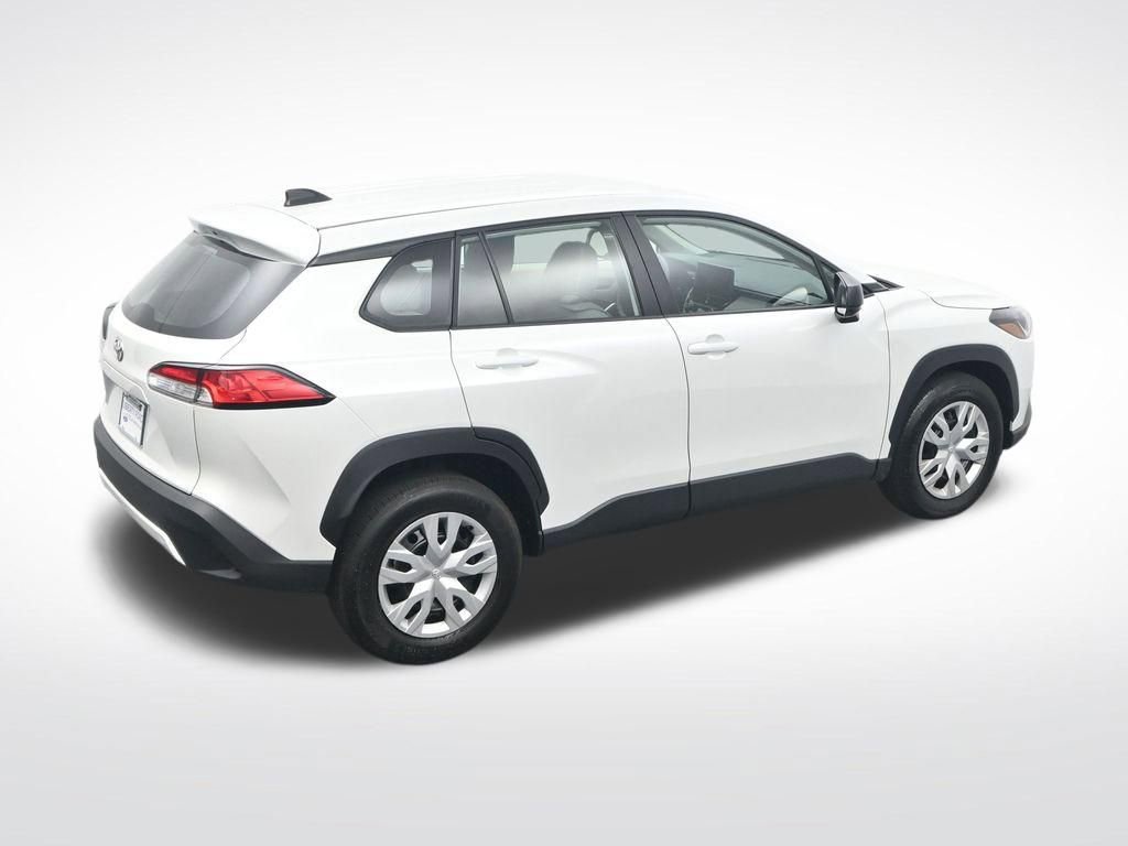 Used 2025 Toyota Corolla Cross L FWD image 28