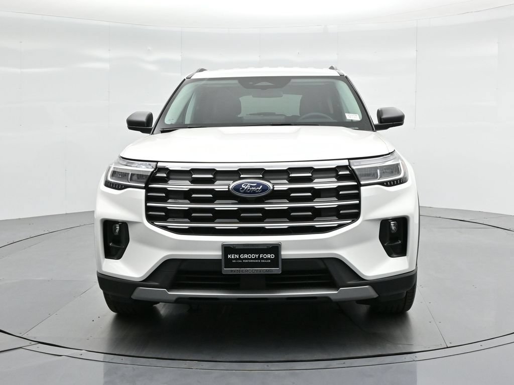 Certified 2025 Ford Explorer Active RWD image 24