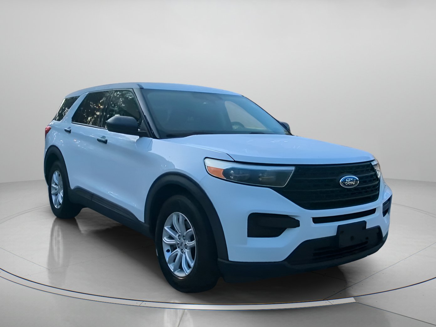 Certified 2021 Ford Explorer 2WD image 4