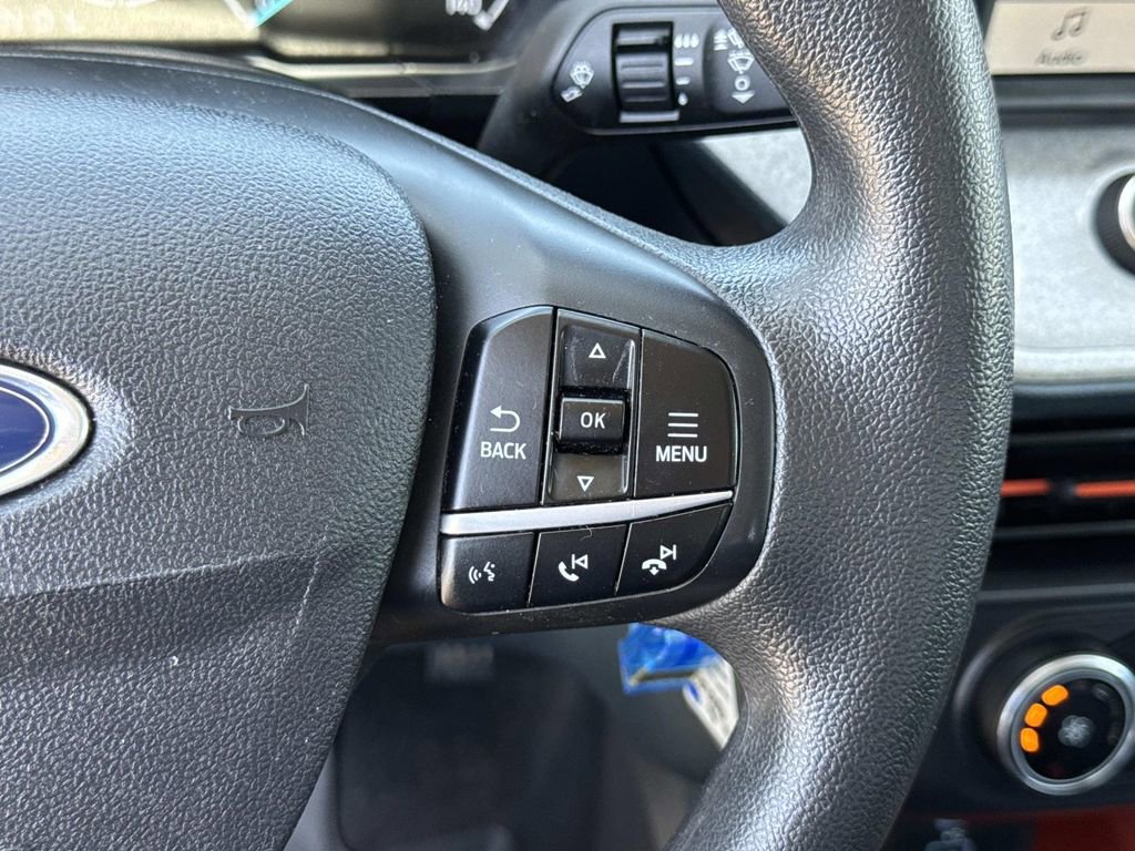 Certified 2022 Ford Maverick XLT FWD image 11