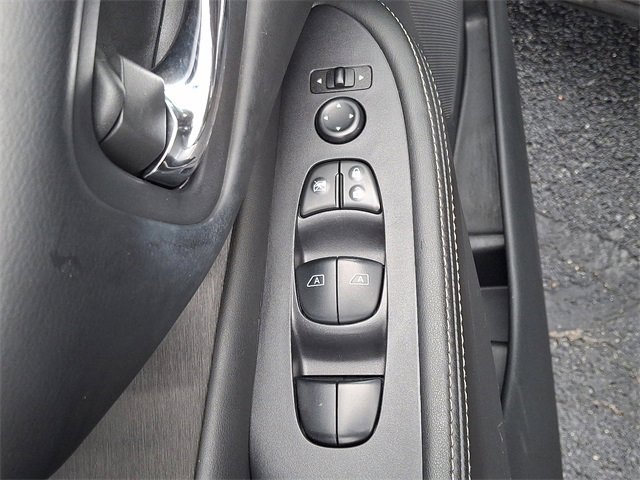 Used 2019 Nissan Murano S image 25