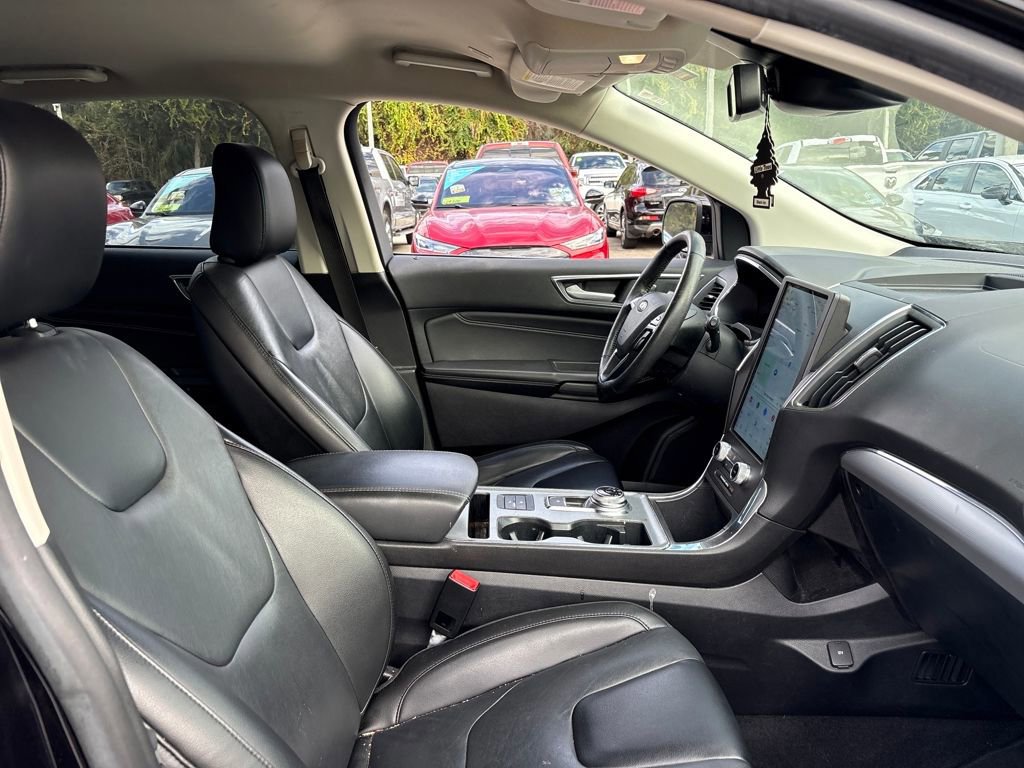 Certified 2021 Ford Edge Titanium image 28