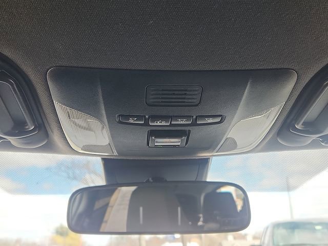 Used 2022 Toyota Corolla SE image 19