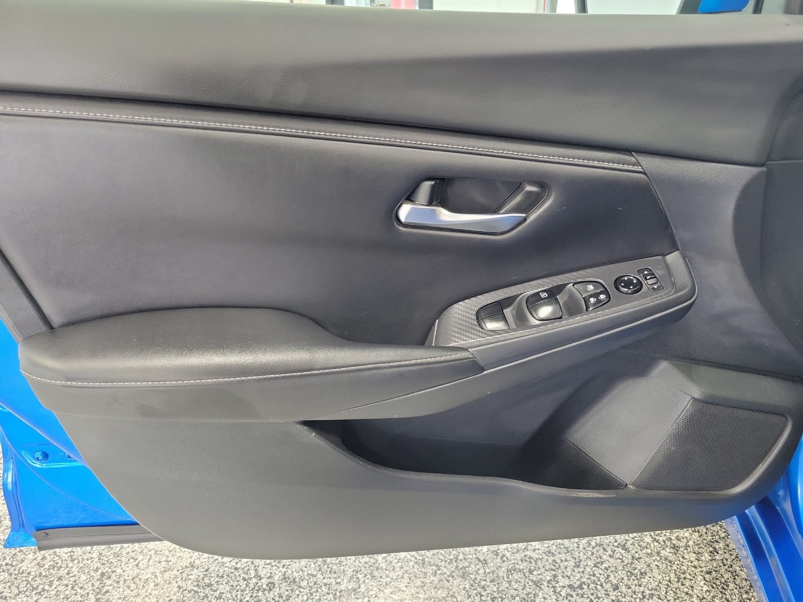 Used 2022 Nissan Sentra SV FWD image 6