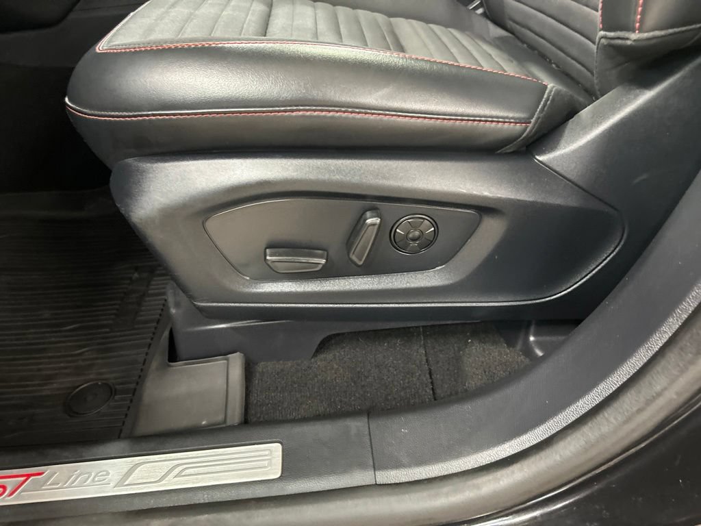 Certified 2025 Ford Explorer ST-Line w/ ST-Line Street Pack AWD/4WD image 12