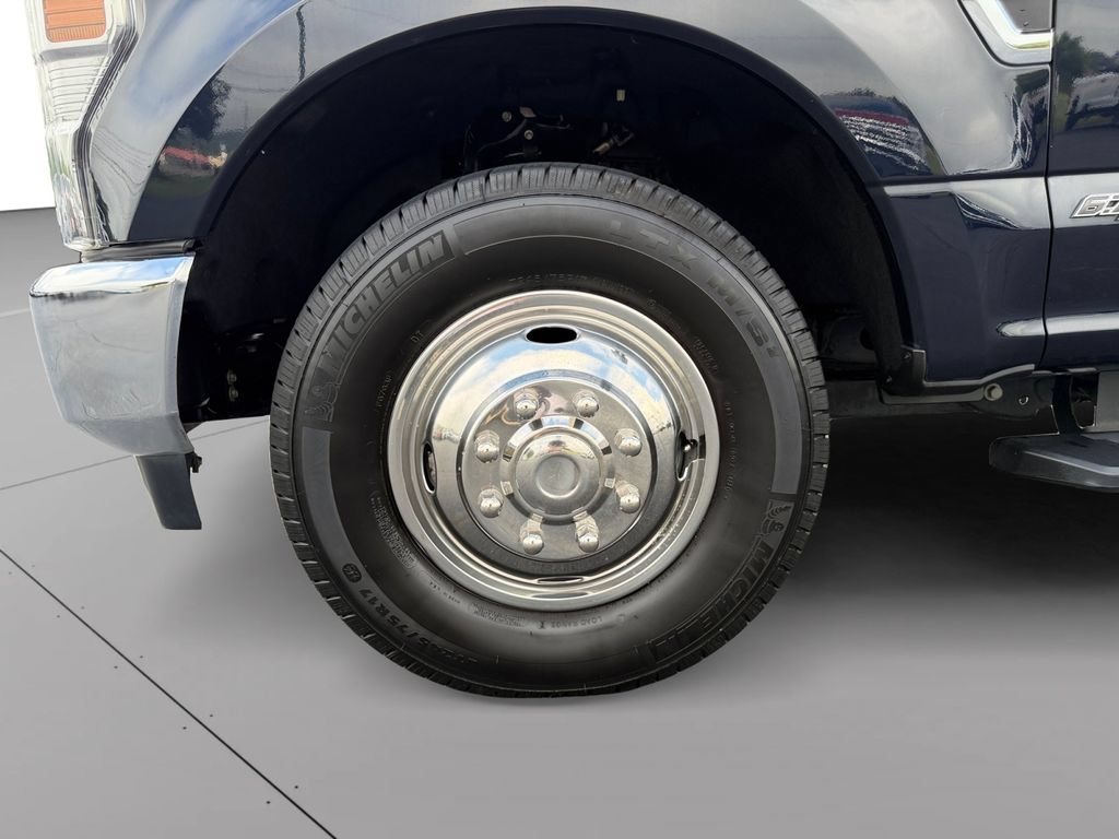 Certified 2022 Ford F350 XLT RWD image 9