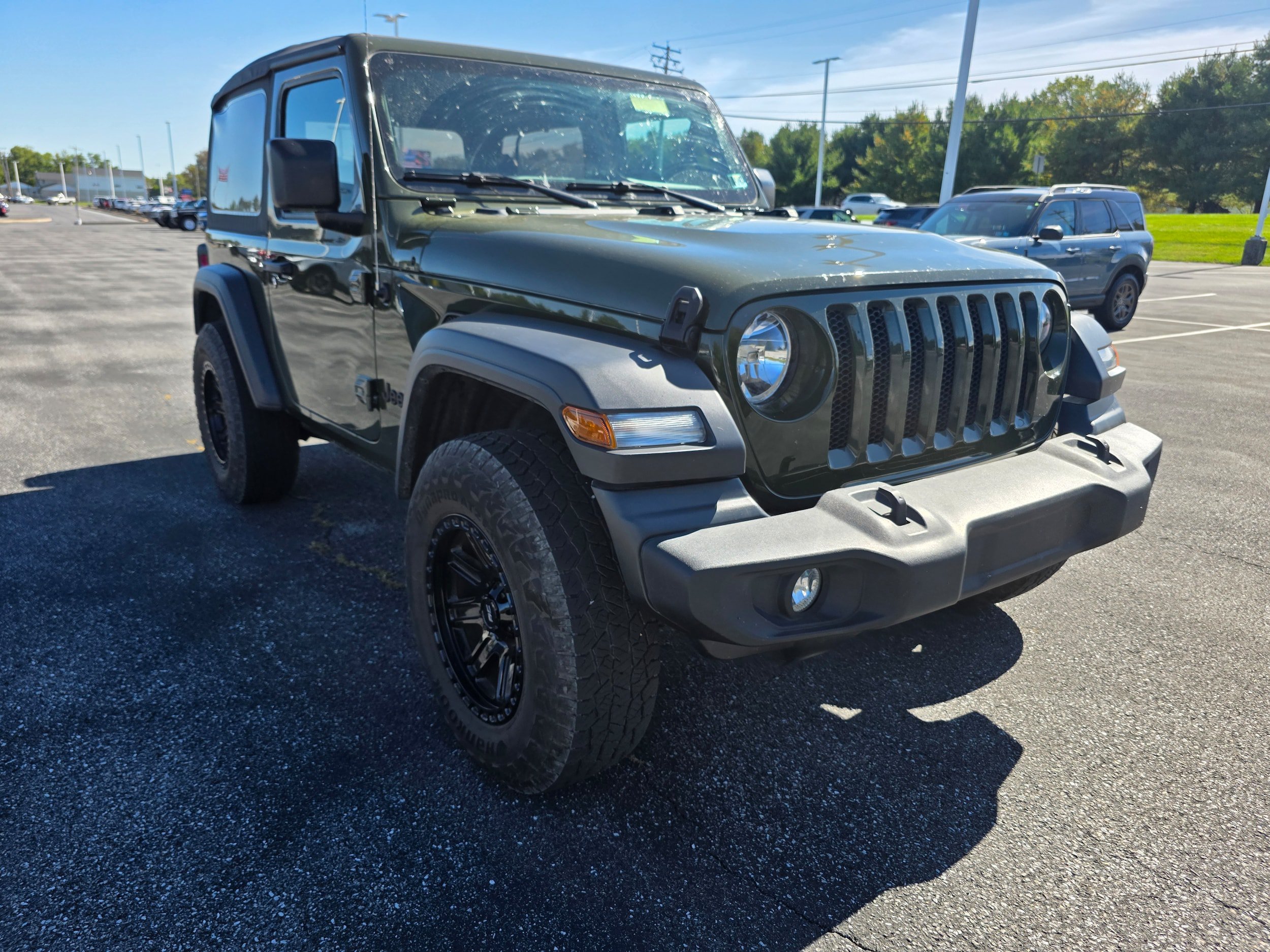 Used 2023 Jeep Wrangler Sport AWD/4WD image 7