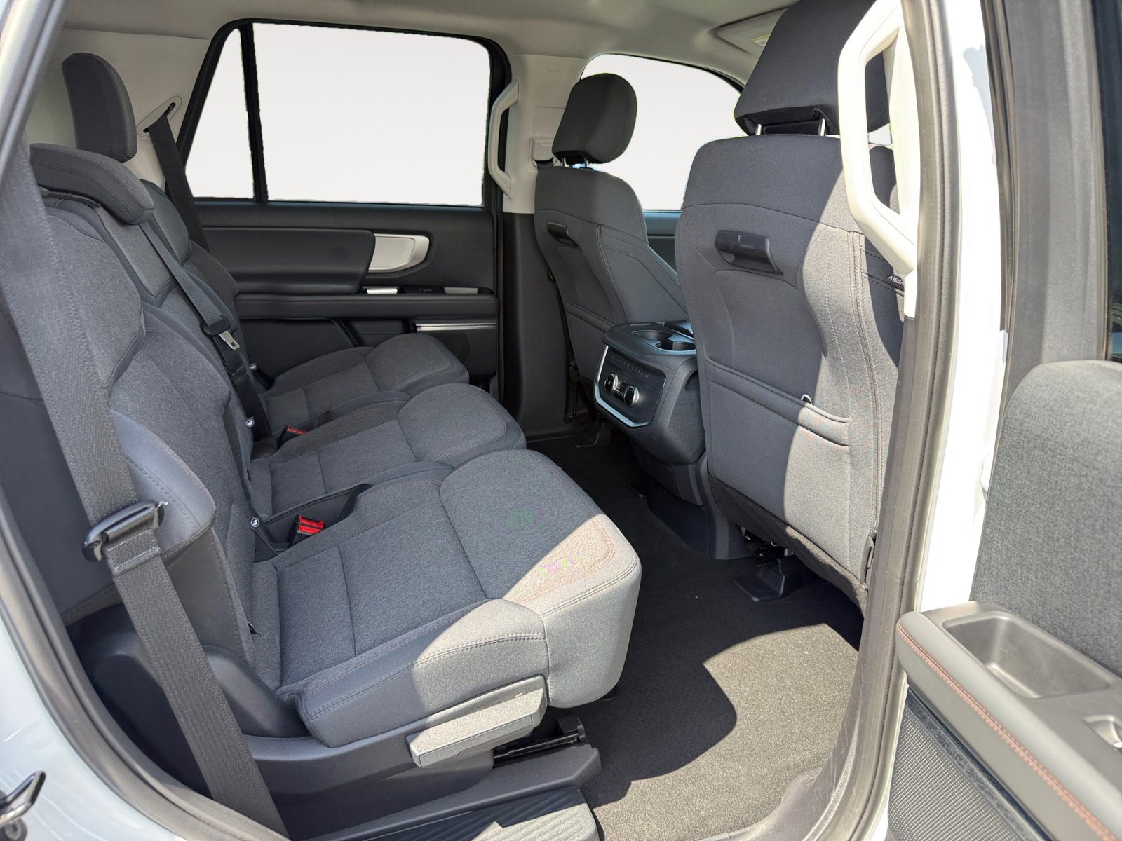 Certified 2025 Ford Expedition Active AWD/4WD image 19