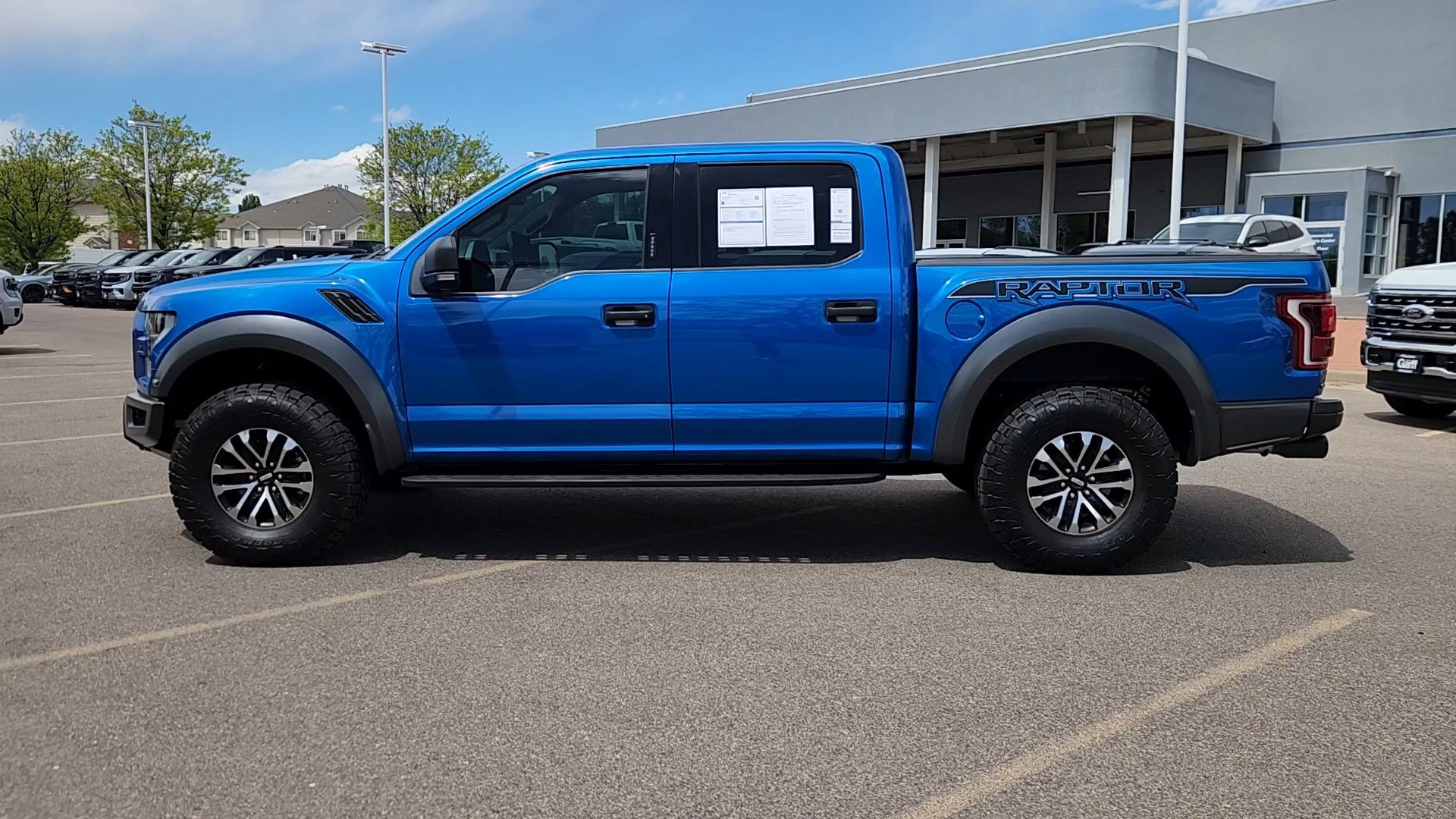 Certified 2020 Ford F150 Raptor w/ Equipment Group 801A Mid AWD/4WD image 25