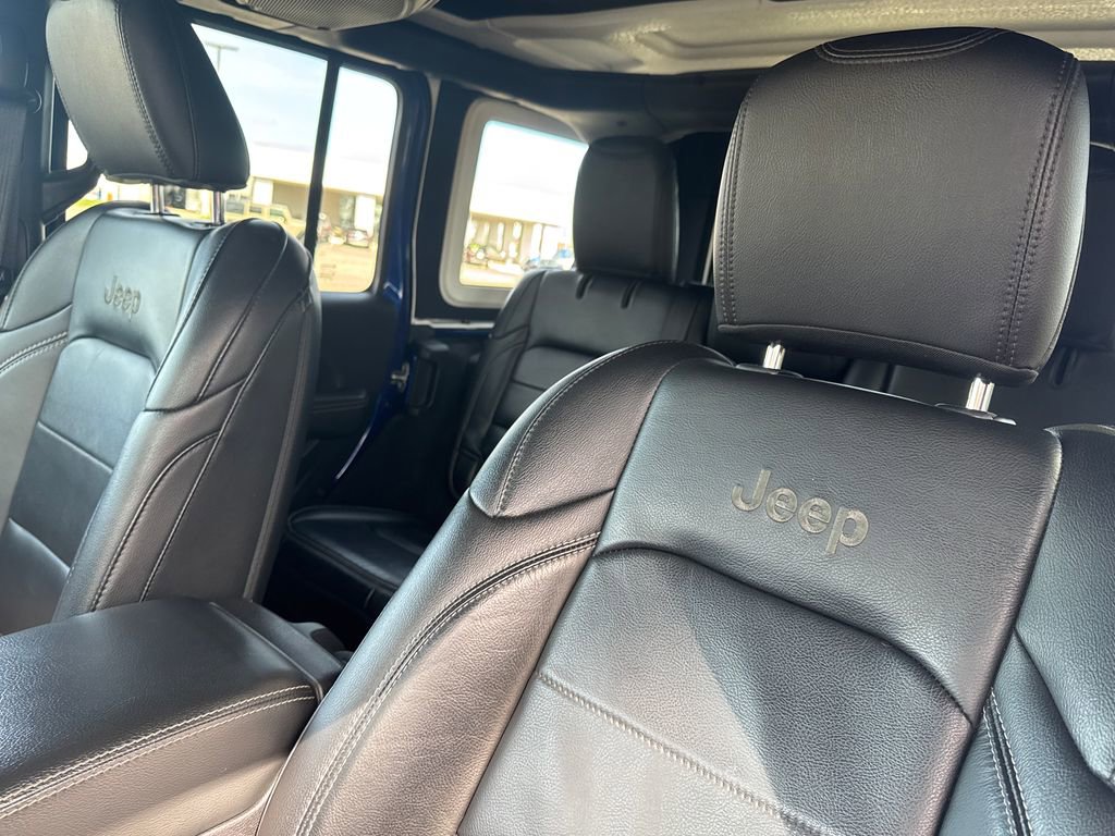 Used 2019 Jeep Wrangler Unlimited Sahara w/ Quick Order Package 24M Moab image 15