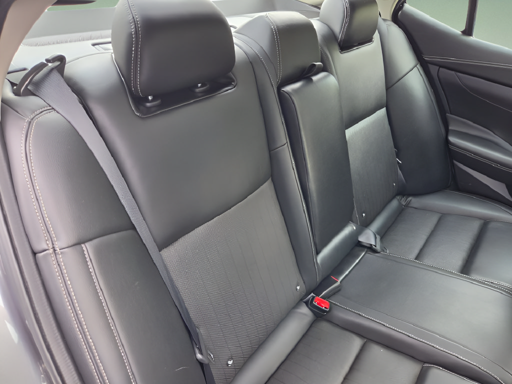 Used 2018 Nissan Maxima 3.5 SL FWD image 24