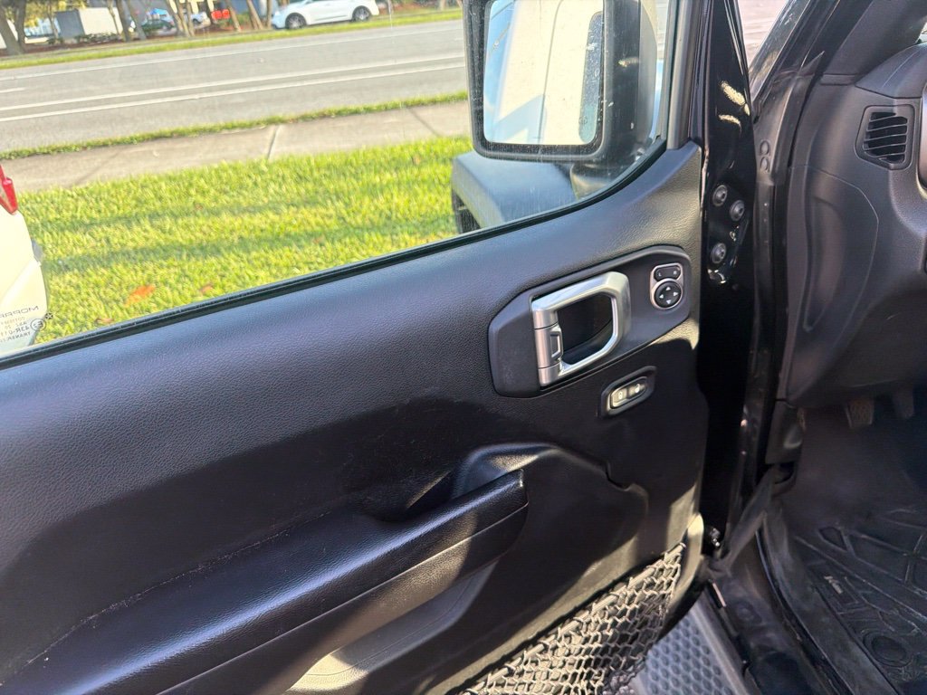 Used 2020 Jeep Wrangler Unlimited Sport S AWD/4WD image 8