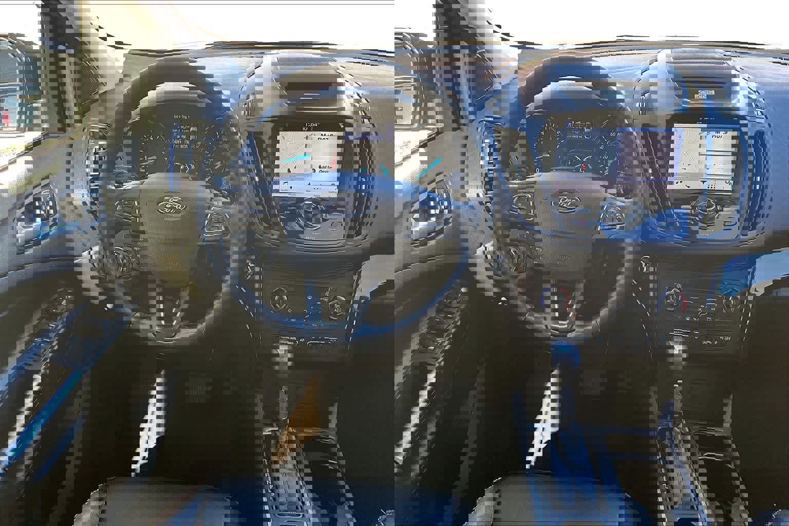 Certified 2017 Ford Escape Titanium w/ Equipment Group 301A image 9