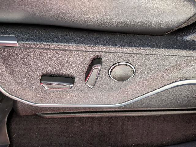 Certified 2022 Ford F150 Raptor w/ Equipment Group 801A High image 15