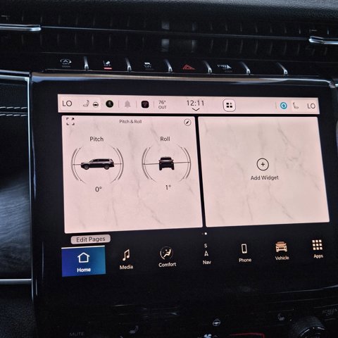 Used 2023 Jeep Grand Cherokee L Limited w/ Black Appearance Package image 19